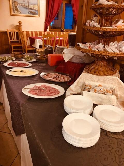 ברנטוניקו Hotel Sole Del Baldo מראה חיצוני תמונה